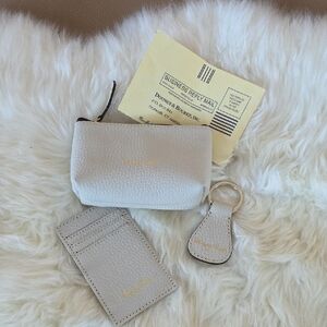 Pretty NWT Dooney & Bourke Bone Leather 3 Piece Wallet/Key Ring Set 🤍🔑❤️🎁